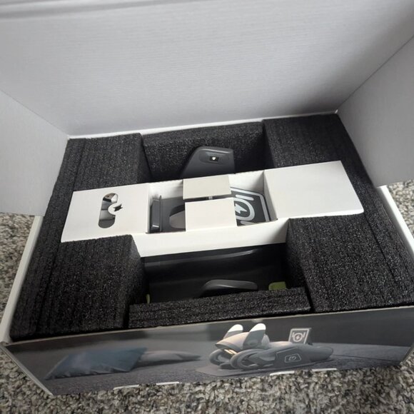 Loona Pet Robot & Accessories - Picture 2 of 5